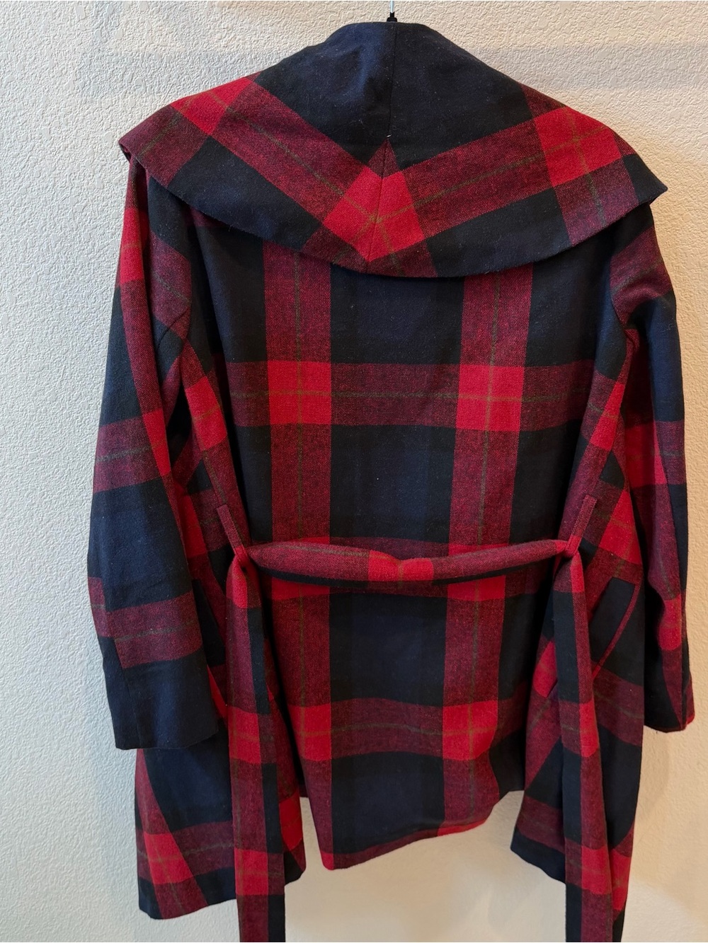MATTY M Plaid Jacket - Picture 8 of 8